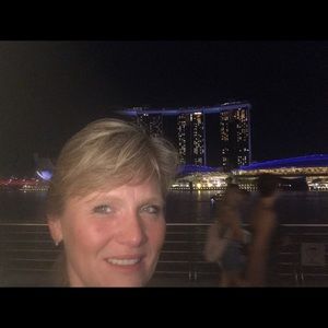 Meet your Posher, Lisa